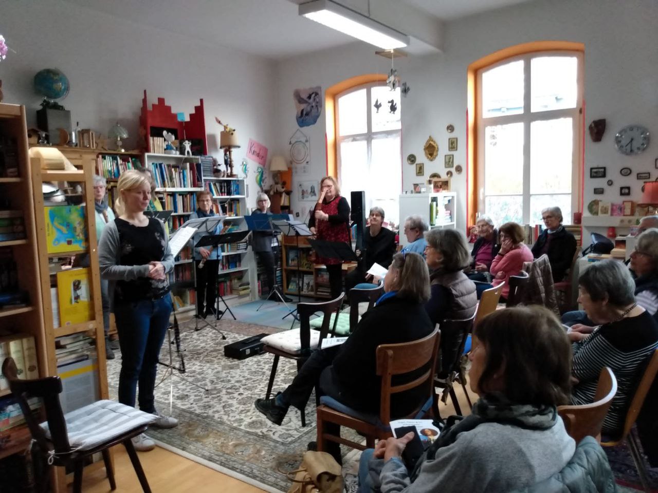 Begrüßung zu Beginn des Konzerts